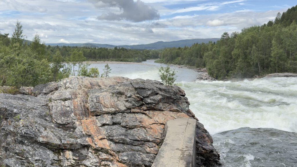 River and rapids seen from the rocks near Bardu