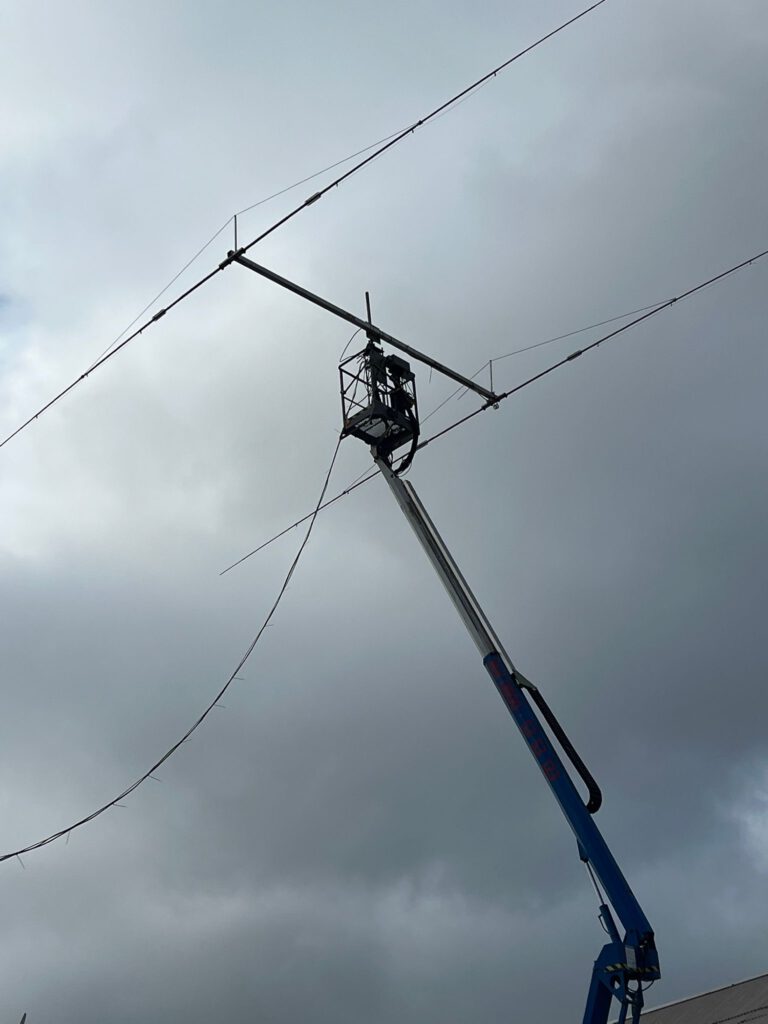 Elements of the 40 metre beam from below