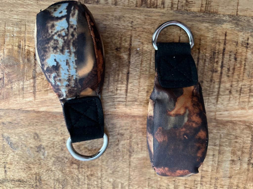 Two 250 gram throw bags