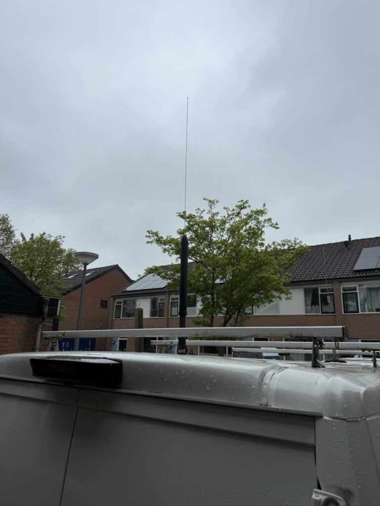 Yaesu Atas 120